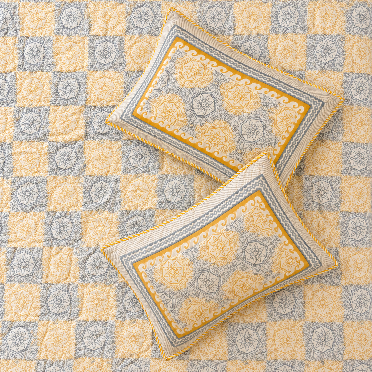 Yellow & Grey Moroccan Trellis AC Quilt Set — King 108x108